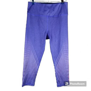 NWT Kali Peloton hazy purple capri legging Cropped Size Large Activewear